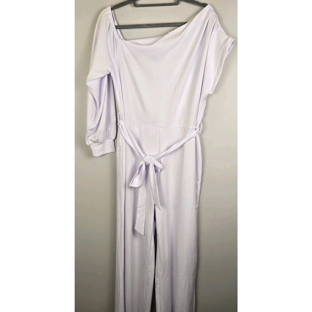 White Poly Spandex Jumpsuit Flare Leg HiLo Sleeves Belted 26" Inseam. RESORT NEW - Picture 2 of 8
